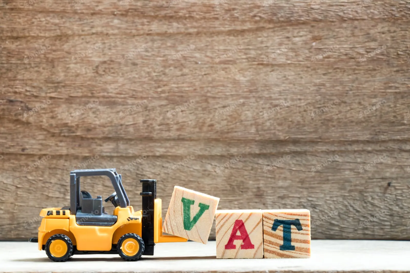 Wooden blocks spelling VAT for VAT returns E P Accountants Worcester